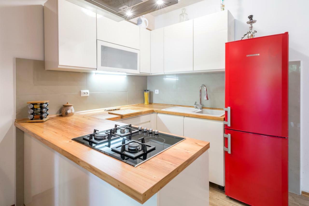 Apartment Alena Luxury With Jacuzzi